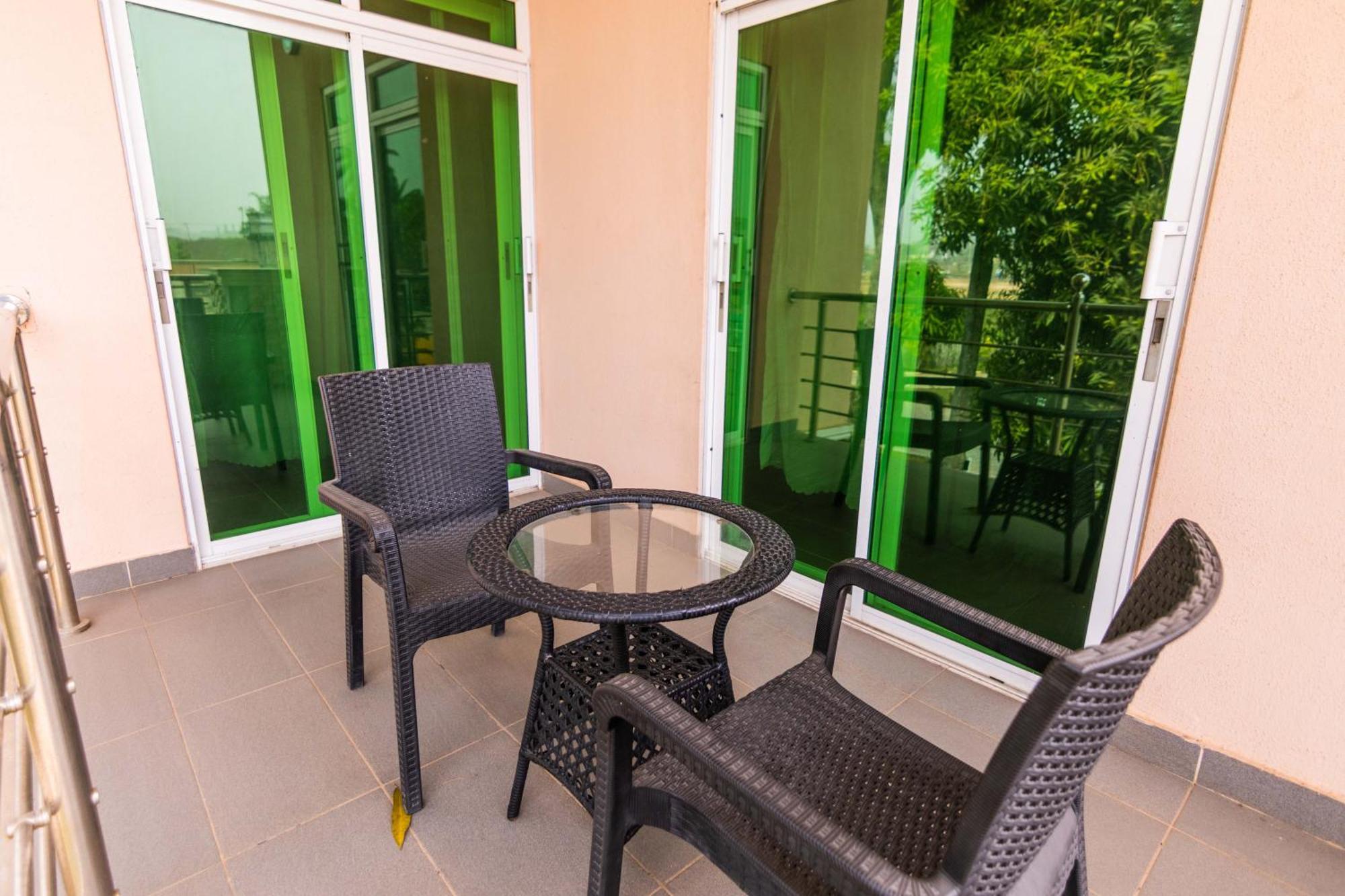 Hotel Nelson Mandela Gardens Okpanam Exterior foto